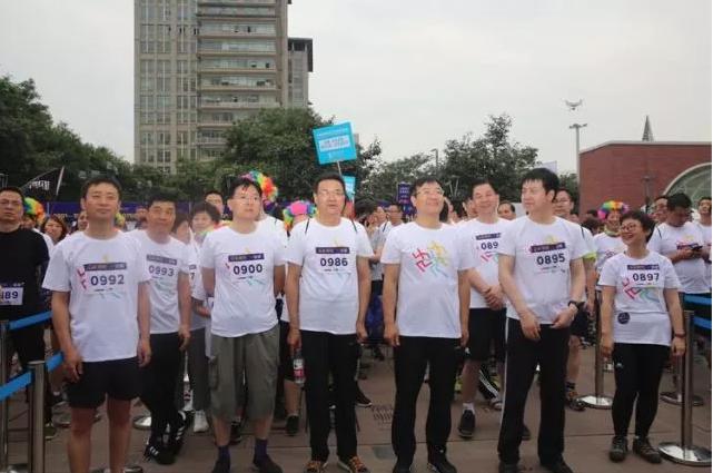 吴一坚总裁参加 吴一坚总裁参加