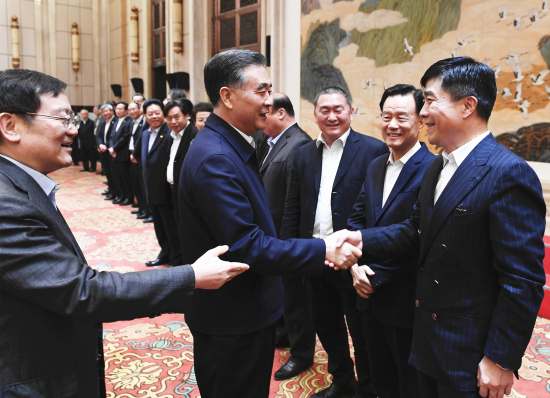 中共中央政治局常委汪洋接见吴一坚总裁 中共中央政治局常委汪洋接见吴一坚总裁