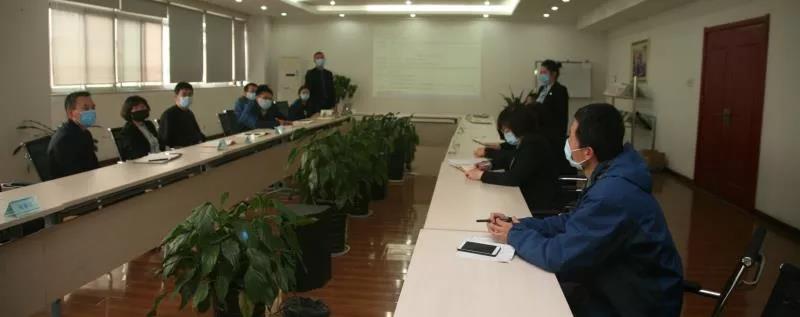 新葡的京集团350vip8888股份进行中成药系列产品梳理与发展策略研讨