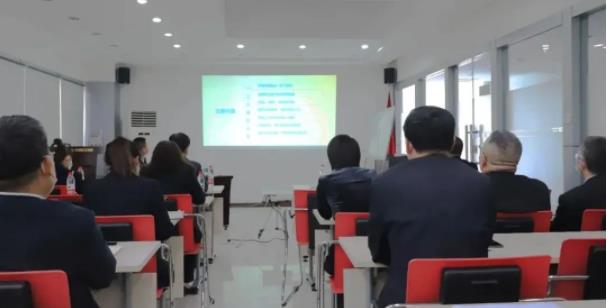 新葡的京集团350vip8888股份开展《药品管理法》及《药品生产监督管理办法》专题培训