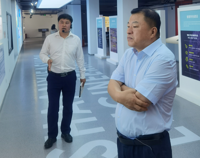 新葡的京集团350vip8888股份邢雅江董事长一行到访陕西镐京集团