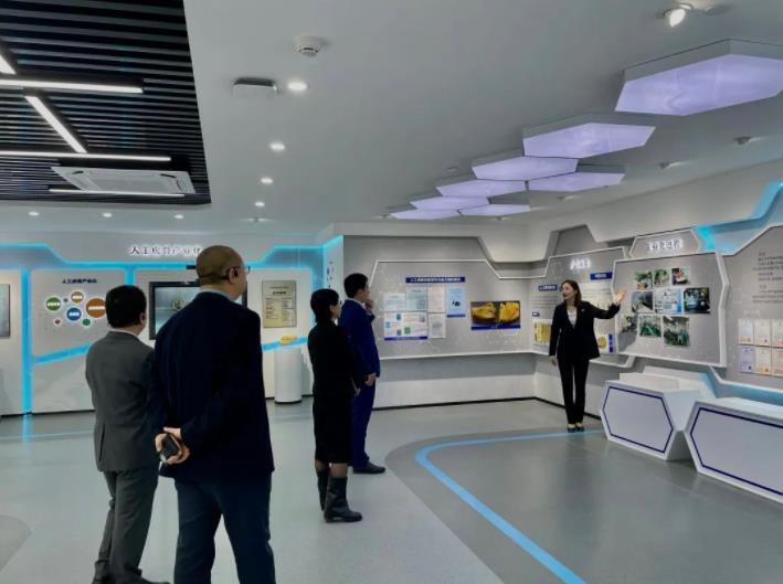 长安国际信托股份有限公司常务副总裁桂林一行莅临新葡的京集团350vip8888股份考察交流 长安国际信托股份有限公司常务副总裁桂林一行莅临新葡的京集团350vip8888股份考察交流