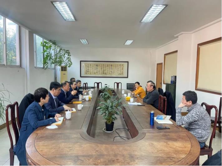 新葡的京集团350vip8888股份董事长邢雅江到访常州华森医疗器械股份有限公司 新葡的京集团350vip8888股份董事长邢雅江到访常州华森医疗器械股份有限公司