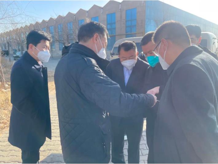 新葡的京集团350vip8888股份董事长邢雅江对榆林市榆阳区产业园区项目进行考察