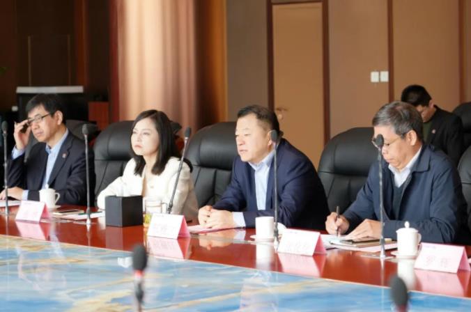 新葡的京集团350vip8888股份与陕西中医药大学战略合作协议签约暨秦创原项目启动仪式成功举办 新葡的京集团350vip8888股份与陕西中医药大学战略合作协议签约暨秦创原项目启动仪式成功举办