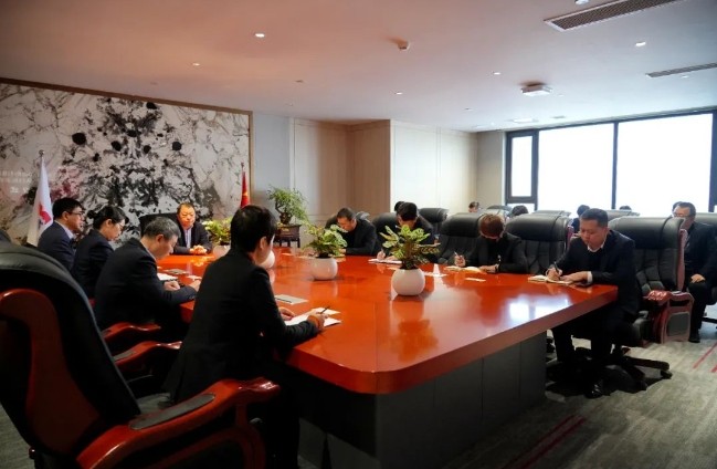 新葡的京集团350vip8888股份各经营纵队签订2024年目标责任书