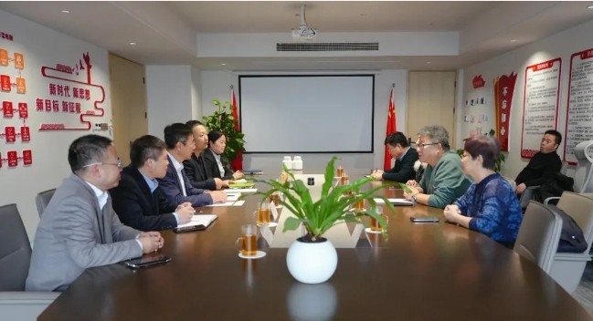 甘肃省中医院副院长赵永强一行莅临新葡的京集团350vip8888股份考察交流